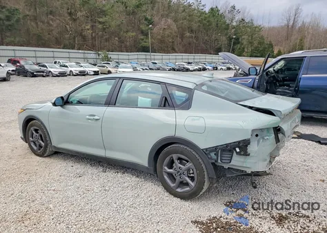 2025 Kia K4 z USA, uszkodzony, nr VIN 3KPFT4DE0SE028812